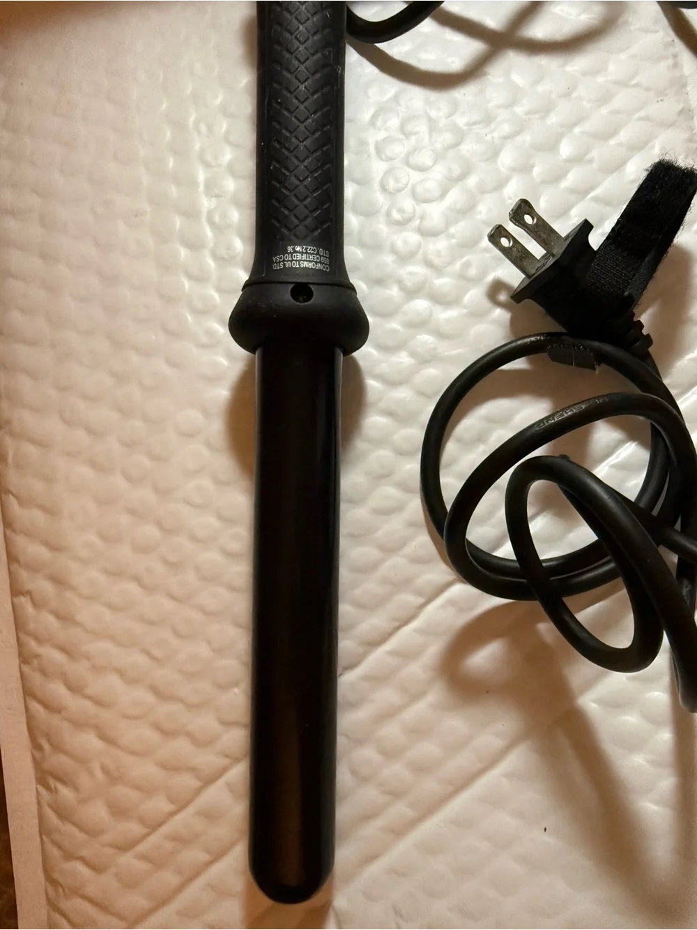 L'ANGE Black Curling Wand with Ceramic Barrel